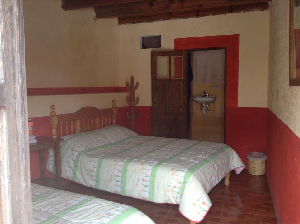 Отель El Rincon Del Pintor Catorce Номер фото
